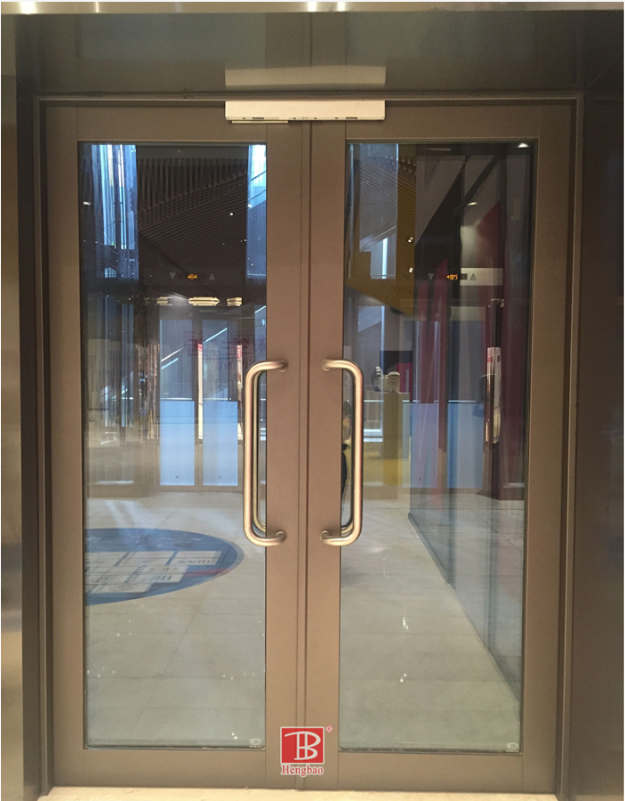 Fire-proof glass door manufacturer talking about fire-proof glass door